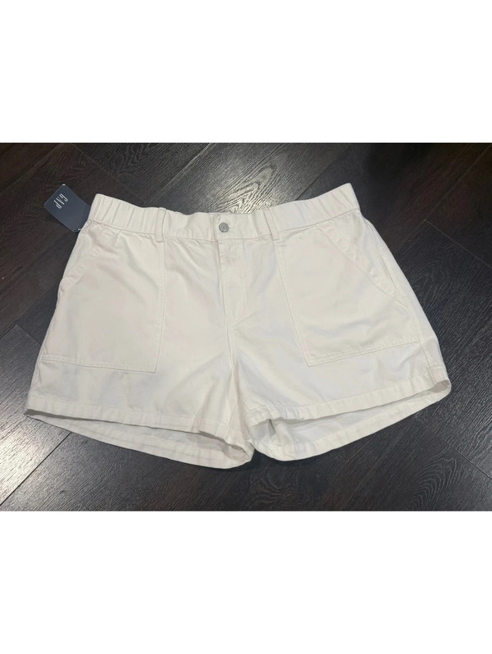 GAP Women’s White Utility Shorts New With Tags Casual High Rise 1577